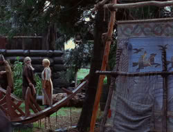 extant_XenaWarriorPrincess_6x07-TheRheingold_0945