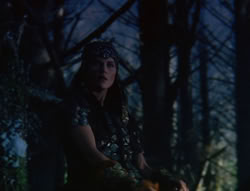 extant_XenaWarriorPrincess_6x07-TheRheingold_0970
