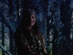 extant_XenaWarriorPrincess_6x07-TheRheingold_0978