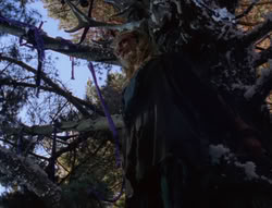 extant_XenaWarriorPrincess_6x07-TheRheingold_0985