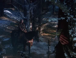 extant_XenaWarriorPrincess_6x07-TheRheingold_0990