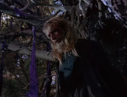 extant_XenaWarriorPrincess_6x07-TheRheingold_0993