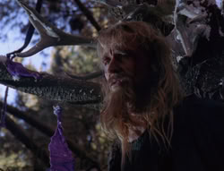 extant_XenaWarriorPrincess_6x07-TheRheingold_1016
