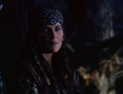 extant_XenaWarriorPrincess_6x07-TheRheingold_1033