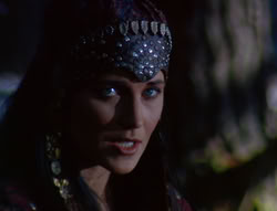 extant_XenaWarriorPrincess_6x07-TheRheingold_1068