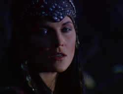 extant_XenaWarriorPrincess_6x07-TheRheingold_1087