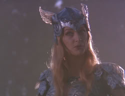 extant_XenaWarriorPrincess_6x07-TheRheingold_1173