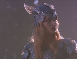 extant_XenaWarriorPrincess_6x07-TheRheingold_1174