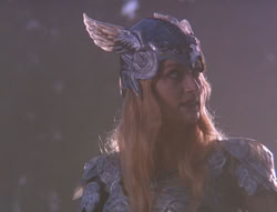 extant_XenaWarriorPrincess_6x07-TheRheingold_1175