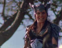 extant_XenaWarriorPrincess_6x07-TheRheingold_1224