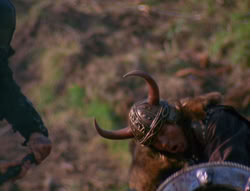 extant_XenaWarriorPrincess_6x07-TheRheingold_1265