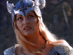 extant_XenaWarriorPrincess_6x07-TheRheingold_1282
