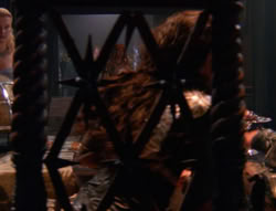 extant_XenaWarriorPrincess_6x07-TheRheingold_1311