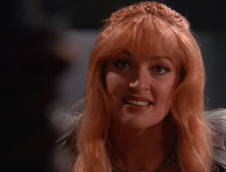 extant_XenaWarriorPrincess_6x07-TheRheingold_1339
