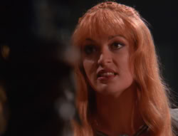 extant_XenaWarriorPrincess_6x07-TheRheingold_1367