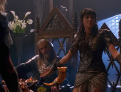extant_XenaWarriorPrincess_6x07-TheRheingold_1385