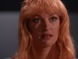 extant_XenaWarriorPrincess_6x07-TheRheingold_1400