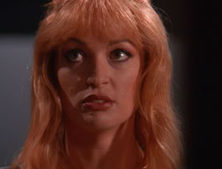 extant_XenaWarriorPrincess_6x07-TheRheingold_1408