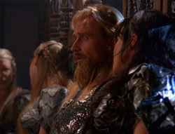 extant_XenaWarriorPrincess_6x07-TheRheingold_1425