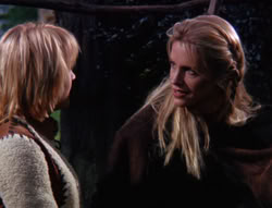 extant_XenaWarriorPrincess_6x07-TheRheingold_1459
