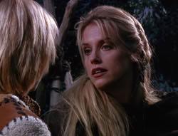 extant_XenaWarriorPrincess_6x07-TheRheingold_1485