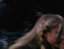 extant_XenaWarriorPrincess_6x07-TheRheingold_1491