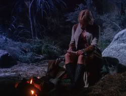 extant_XenaWarriorPrincess_6x07-TheRheingold_1510