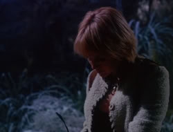 extant_XenaWarriorPrincess_6x07-TheRheingold_1525