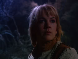 extant_XenaWarriorPrincess_6x07-TheRheingold_1532