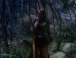 extant_XenaWarriorPrincess_6x07-TheRheingold_1547