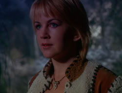 extant_XenaWarriorPrincess_6x07-TheRheingold_1559
