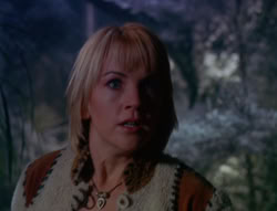 extant_XenaWarriorPrincess_6x07-TheRheingold_1566
