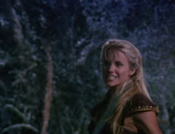 extant_XenaWarriorPrincess_6x07-TheRheingold_1579