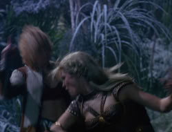 extant_XenaWarriorPrincess_6x07-TheRheingold_1594
