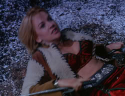 extant_XenaWarriorPrincess_6x07-TheRheingold_1606