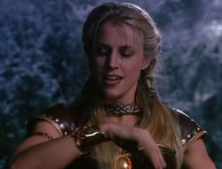 extant_XenaWarriorPrincess_6x07-TheRheingold_1612