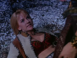 extant_XenaWarriorPrincess_6x07-TheRheingold_1624