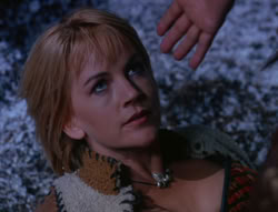 extant_XenaWarriorPrincess_6x07-TheRheingold_1629