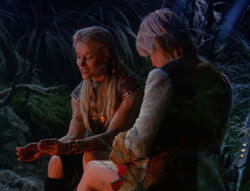 extant_XenaWarriorPrincess_6x07-TheRheingold_1650