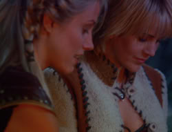 extant_XenaWarriorPrincess_6x07-TheRheingold_1652