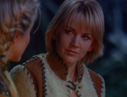 extant_XenaWarriorPrincess_6x07-TheRheingold_1655