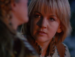 extant_XenaWarriorPrincess_6x07-TheRheingold_1675