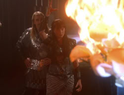 extant_XenaWarriorPrincess_6x07-TheRheingold_1692