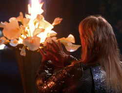 extant_XenaWarriorPrincess_6x07-TheRheingold_1720