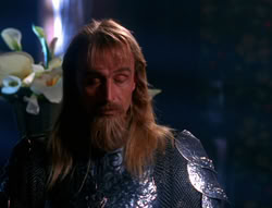 extant_XenaWarriorPrincess_6x07-TheRheingold_1749