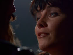 extant_XenaWarriorPrincess_6x07-TheRheingold_1778