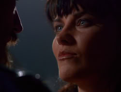 extant_XenaWarriorPrincess_6x07-TheRheingold_1784