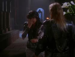 extant_XenaWarriorPrincess_6x07-TheRheingold_1829