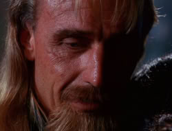 extant_XenaWarriorPrincess_6x07-TheRheingold_1835