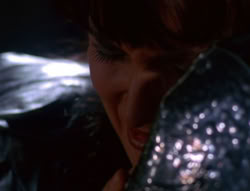 extant_XenaWarriorPrincess_6x07-TheRheingold_1839
